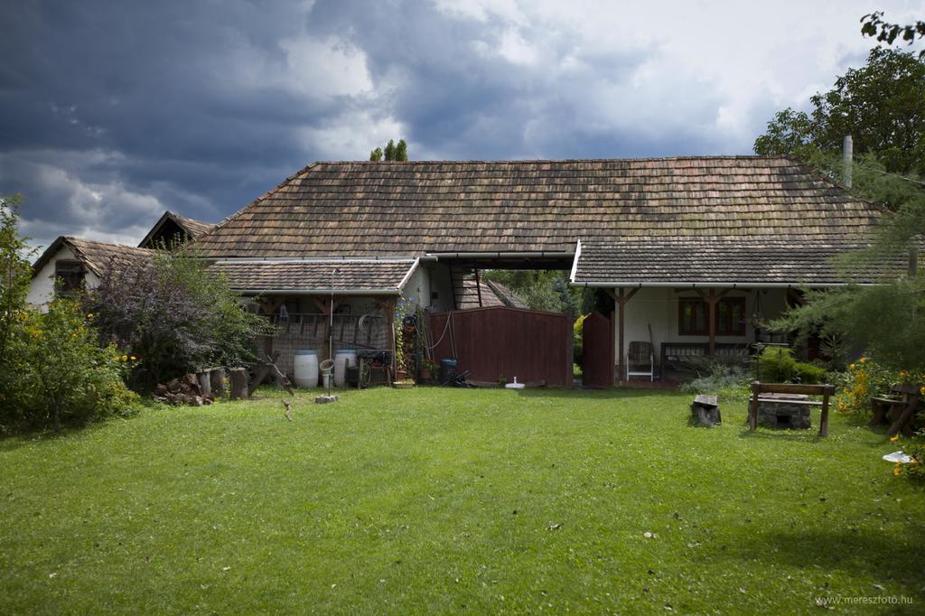 Hotel Acs Kuria Bodony Zewnętrze zdjęcie